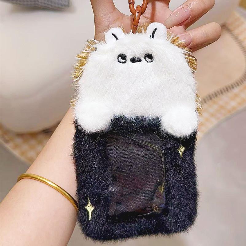 Очаровательный плюшевый брелок-подставка для карт в виде коалы, ленивца и ежика, аксессуар для студентов.