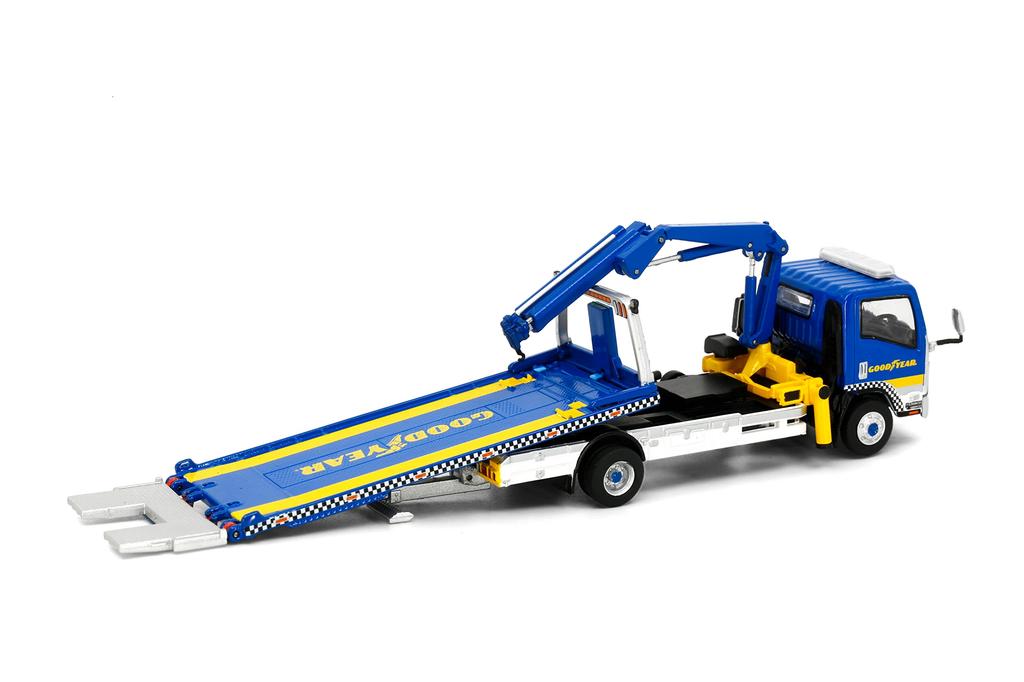 Модель литого автомобиля-прицепа с бортовой платформой Good Year Isuzu N Series