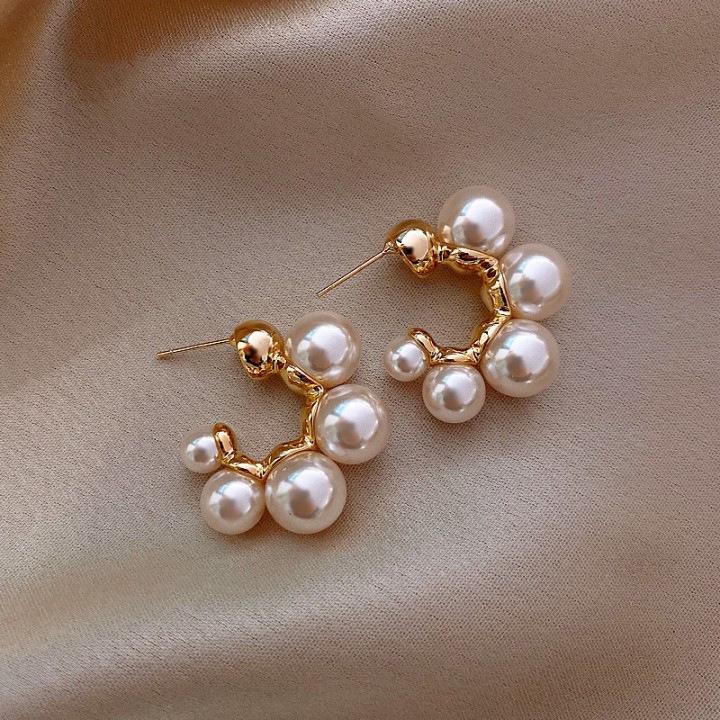 Elegant Zircon Pearl French Retro Luxury Earrings 2025