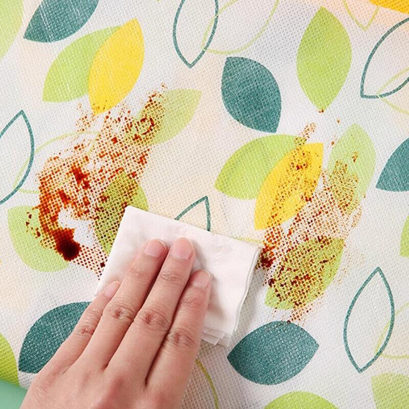 Outdoor Picnic Mat Waterproof Large 2x2.3m Folding Beach Blanket Portable Moistureproof Thickened for Camping and Spring Out