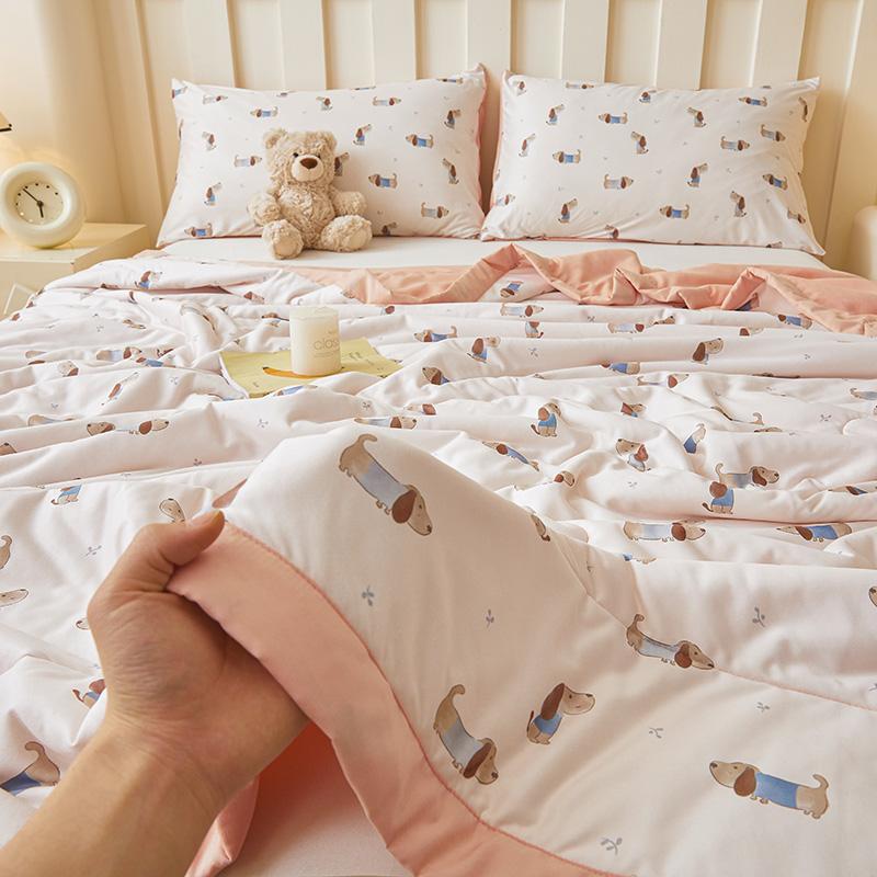 Flower Printed Summer Thin Comforter Comfortable And Breathable Queen/King Size Air-Conditioned Comforter Anti-Mite Summer Quilt