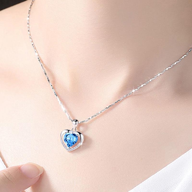 Pendant Necklace, Clavicle Chain Pendant Female Japan and Korea, Birthday Simple Diamond Loving Girlfriend Valentine's Day Gift