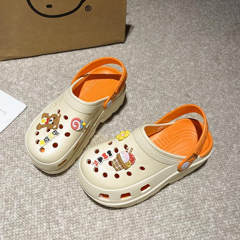 Женские сандалии на платформе, новая летняя обувь, милые мультяшные пляжные туфли с отверстиями, увеличивающие рост, медсестра, сумка-голова, крутые шлепанцы