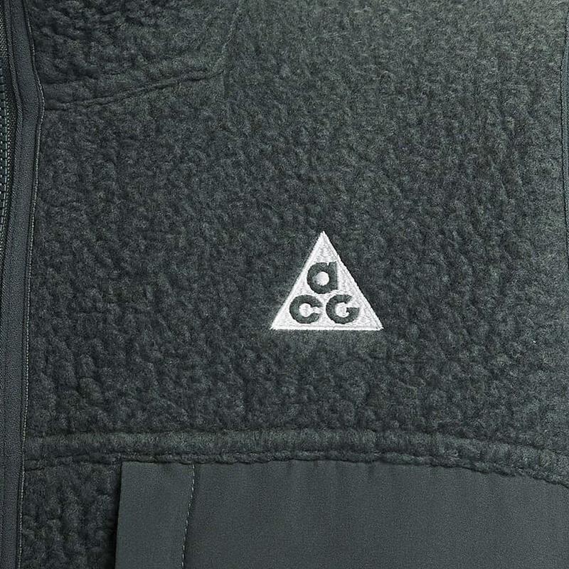 Новый жилет Nike ACG AS M ACG ARCTIC WOLF VEST Мужской зеленый FN2449-338