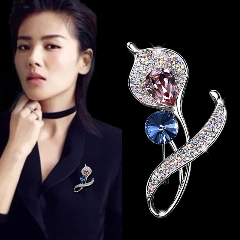 Coat brooch Women's high-end exquisite pin Big breasted flower star with the same anti-light suit and accessories