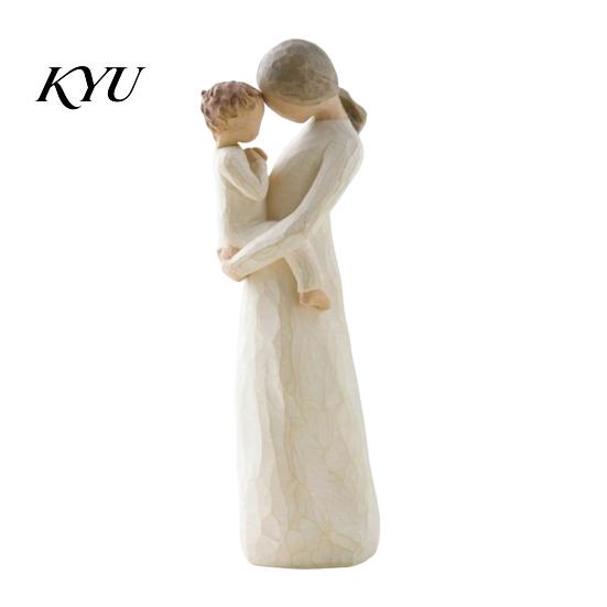 Resin Statue Home Decor Wooden Texture Figurine, Hand Carved Mother & Child/Family/Couple/Dog Owner And Child Embrace Ornament Statue, Minimalist