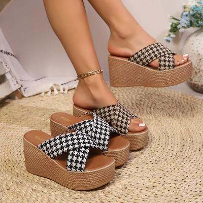 Женские тапочки Новые летние босоножки на танкетке Пляжные тапочки на платформе Шлепанцы Трендовые высокие каблуки Шлепанцы Женские De Mujer