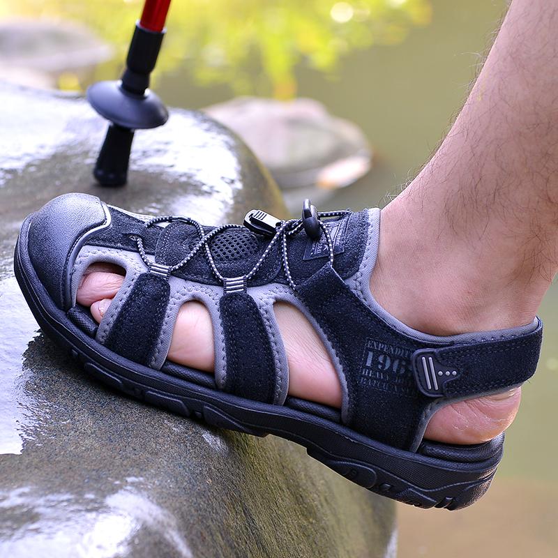 Large Men's Anti Slip and Wear-resistant Suede Outdoor Beach Shoes Sandals Toe Sandals Roman Shoes