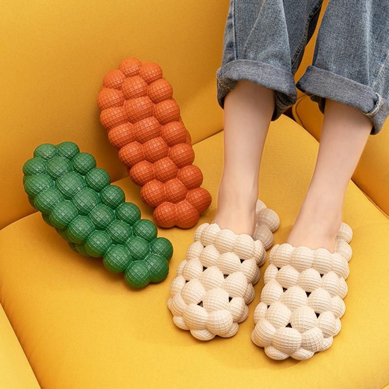 Summer Light Bubble Slides Women Flat Heels Massage Home Slippers Female Comfort Anti-Slip Designer Sandals Chaussure Femme