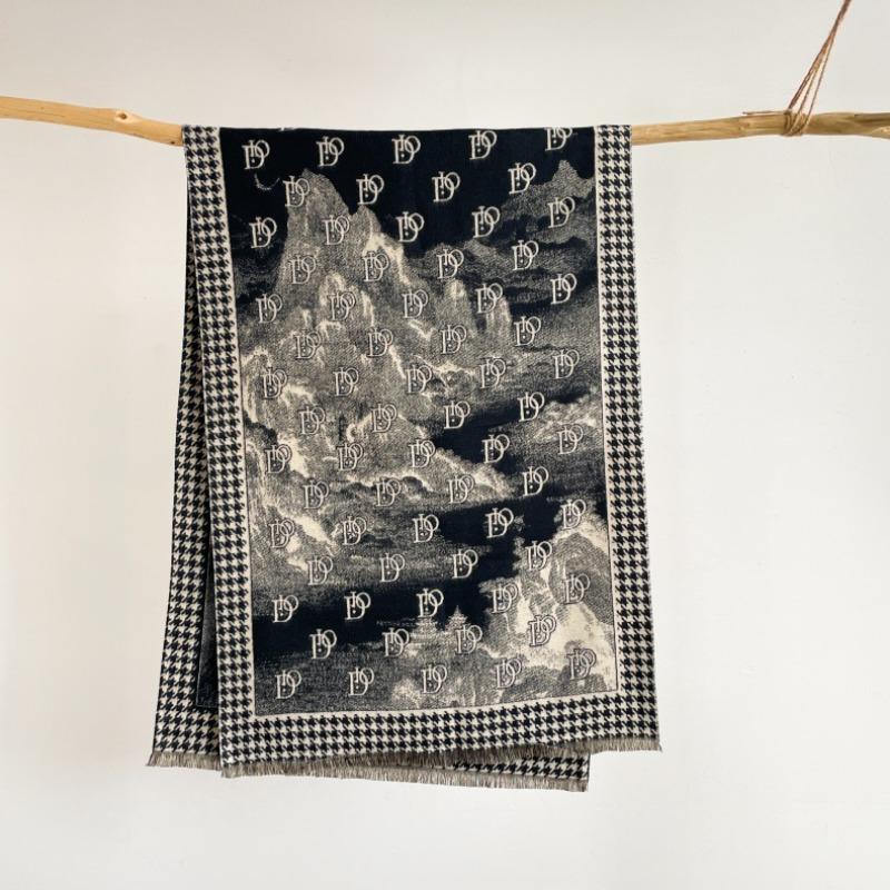 Letter Imitation Cashmere Scarf Women's Winter New Fashion Long Scarf Scarf Thickened To Keep Out the Cold and Wind, and a Shawl.