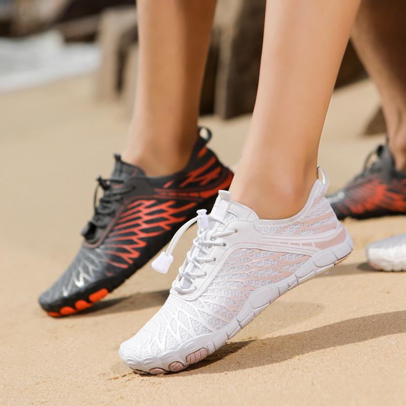 Unisex Spring/Summer Water Shoes - Skin-Friendly & Soft Sole for Swimming, Diving, and Wading