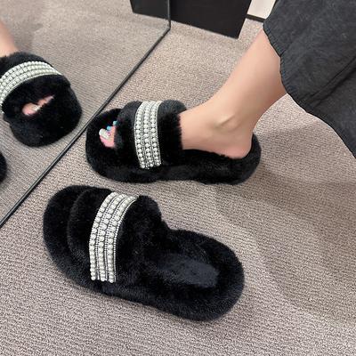 Пушистые тапочки на толстой подошве для женской уличной обуви 2025 новые осенне-зимние хлопковые тапочки-шлепанцы, популярные в сети, модные плюшевые тапочки с жемчугом, весна и лето