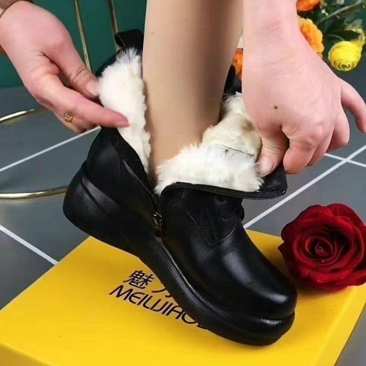 Зимние ботинки из натуральной кожи и шерсти, короткие ботинки из овчины для женщин, 2025, зимние ботинки на флисовой подкладке, на толстой подошве, хлопковые ботинки, модные ботинки