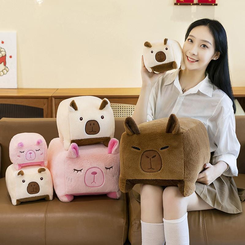 Мягкая Очаровательная Плюшевая Игрушка Капибара Коричневая Розовая Бежевая Идеально Подходит Для Обнимания