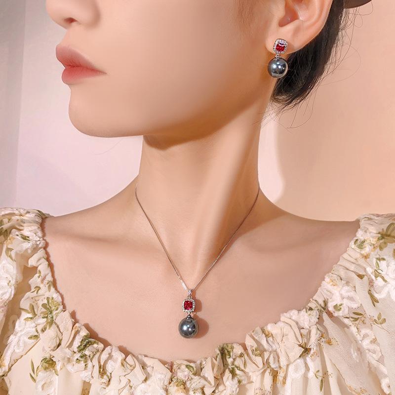 Ювелирные изделия Медное основание Позолота Красный корунд Серый жемчуг Премиум набор Женский 14-12М