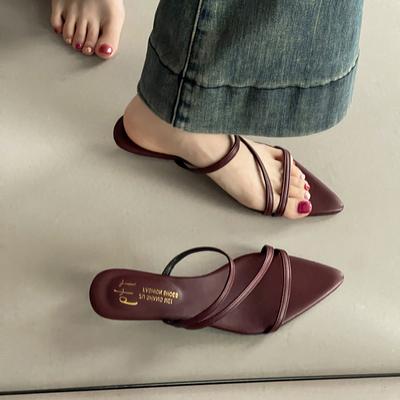 Стильные и простые сандалии с острым носком и открытым носком для женских летних новых моделей, универсальные и удобные, универсальные шлепанцы в тренде