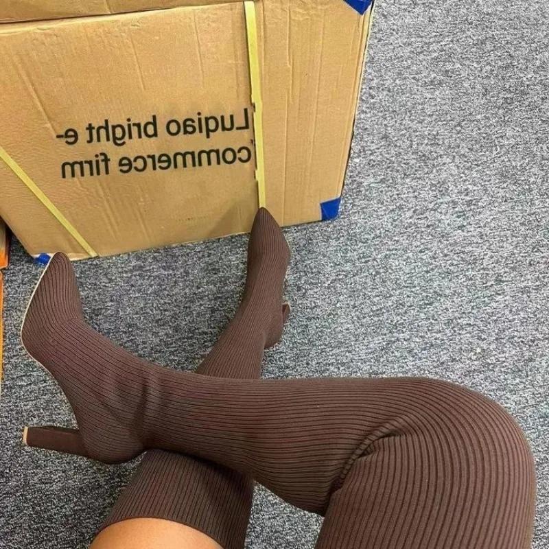 Женские классические однотонные дизайнерские туфли Зимние новые элегантные неглубокие туфли без застежек для походов по магазинам в офис на высоком каблуке Женские ботинки