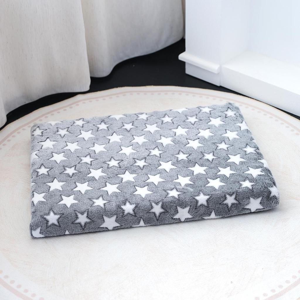 Removable & Washable Winter Dog/Cat Bed - Warm, Stylish, and Comfortable Sleeping Mat