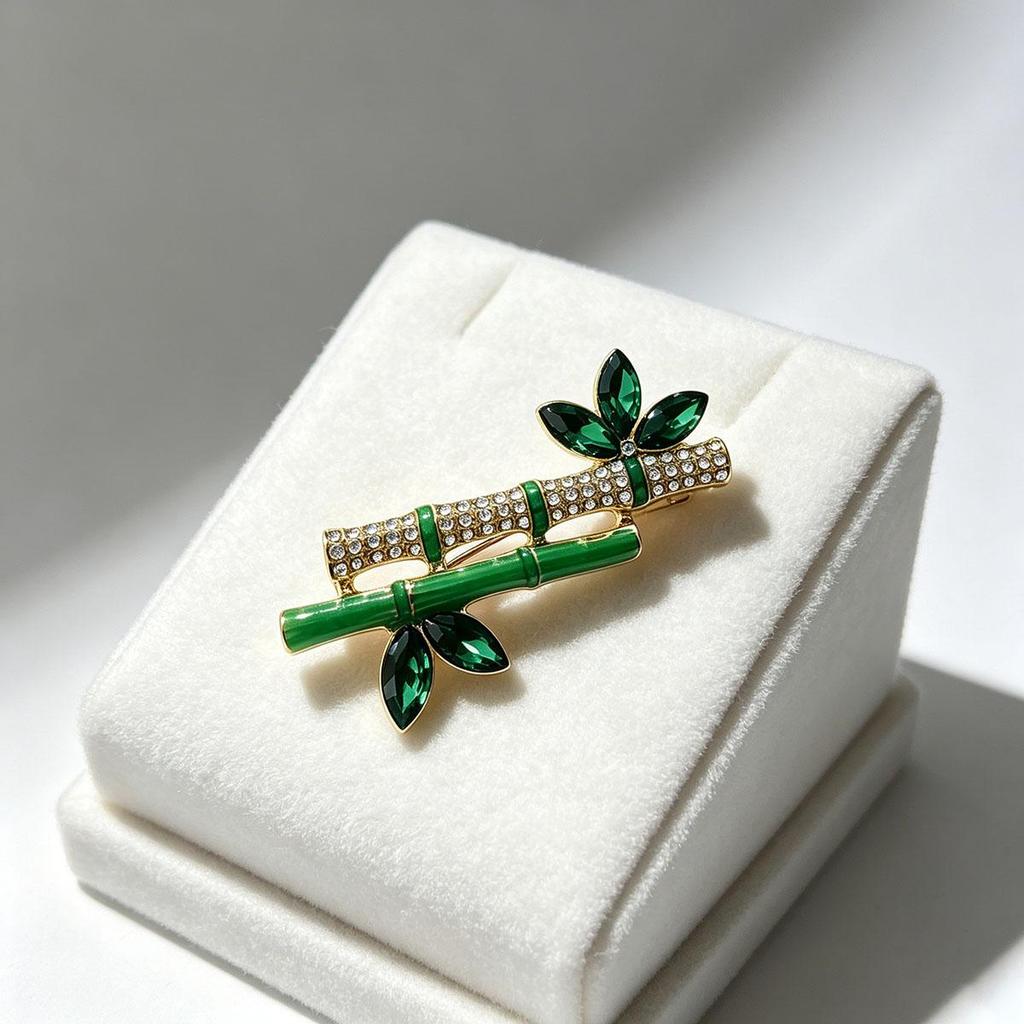 Vintage Bamboo Elegant Brooch for Women, Hand-Painted Versatile Green Elegant Corsage, Qipao Jacket Fixed Pin Accessory