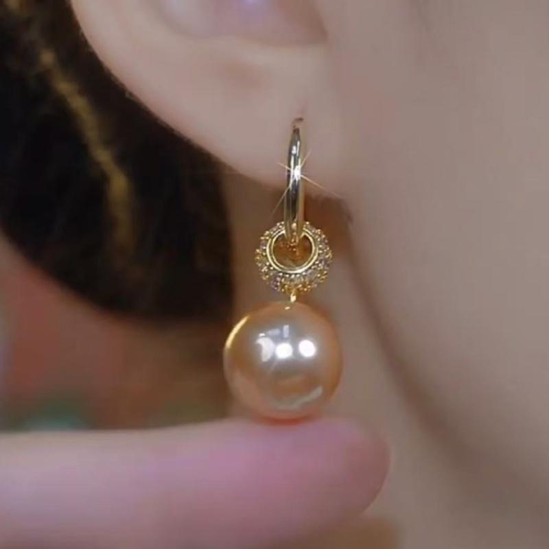 French Round Pearl Pendant, Ear Buckle, Niche Design, High-end Earrings, Exquisite and Versatile Personalized Earrings, Women