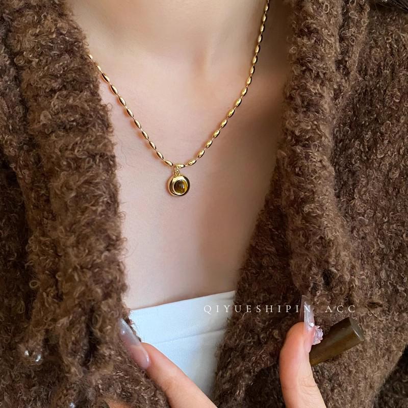 Женское ожерелье-чокер высокого класса в французском ретро-стиле с тигровым глазом - Универсальная цепочка для свитера в стиле легкой роскоши