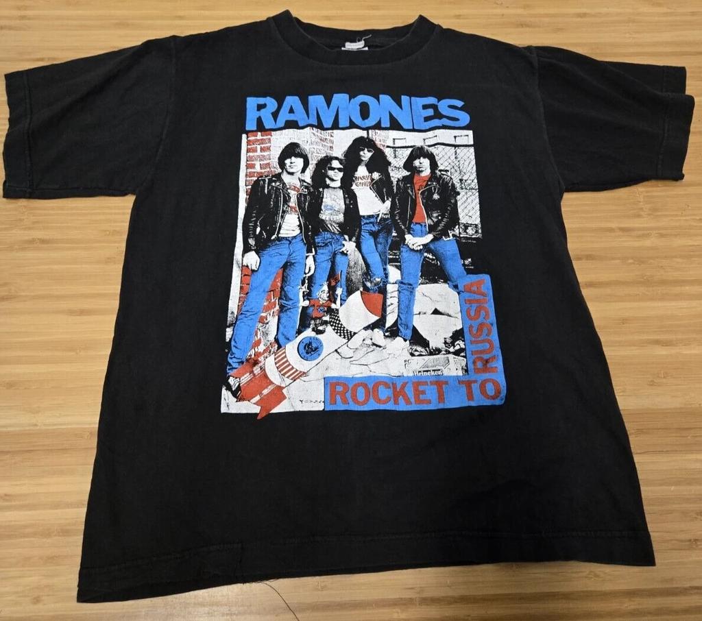 Vintage Men’s XL The Ramones Rocket to Russia Punk Rock T Shirt Made in England
