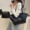 Women's Bags Large-capacity Tote Bags New Fashion Casual Armpit Bags Mother and Child Bags Single Shoulder Handbags Wing Bags Wholesale