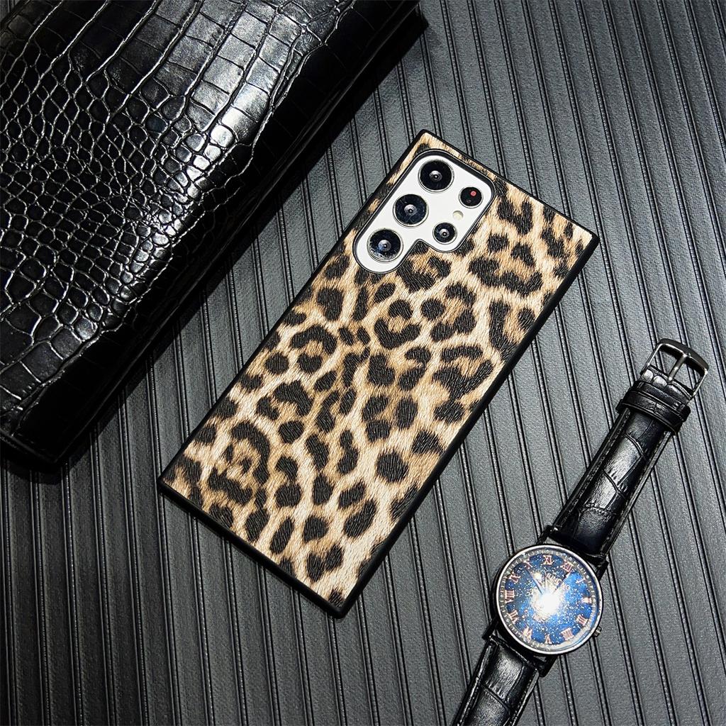 Роскошный кожаный чехол для телефона с леопардовым узором из крокодиловой кожи и углеродным волокном для Samsung GalaxyS22 Ultra S23 S24 Plus, черная задняя панель, чехол для Huawei Mate60 RS Pura70 Pro