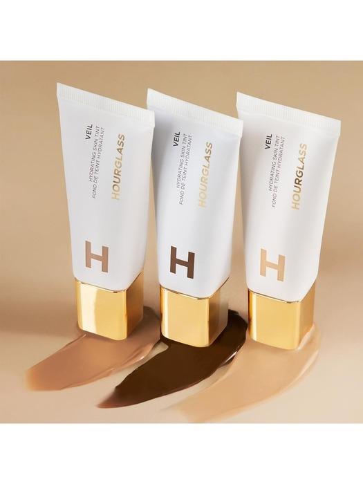 HourGlass Увлажняющий тональный крем Veil