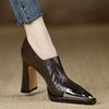 Британские противоударные металлические носки черные маленькие кожаные туфли женские осень 2025 новые туфли-лодочки с глубоким вырезом остроносые на высоком каблуке