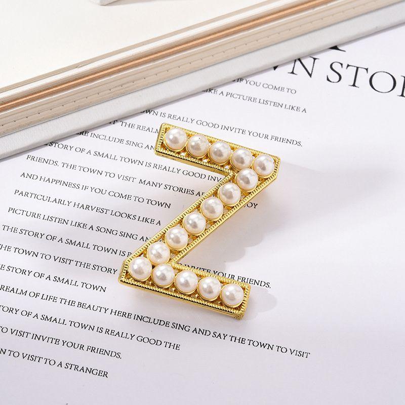 Брошь в классическом стиле, очаровательная брошь, булавка с буквой, модная брошь, модная булавка