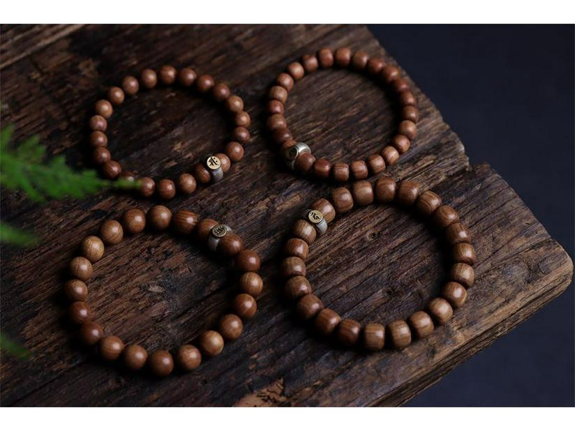 Подлинный индийский сандал Браслет из буддийских бусин по году зодиака