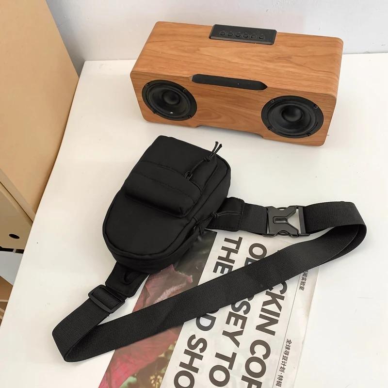Trendy Contrasting Mini Chest Bag for Men Nylon Men's Lightweight Crossbody Bag Unisex Casual Street Phone Sling Bags