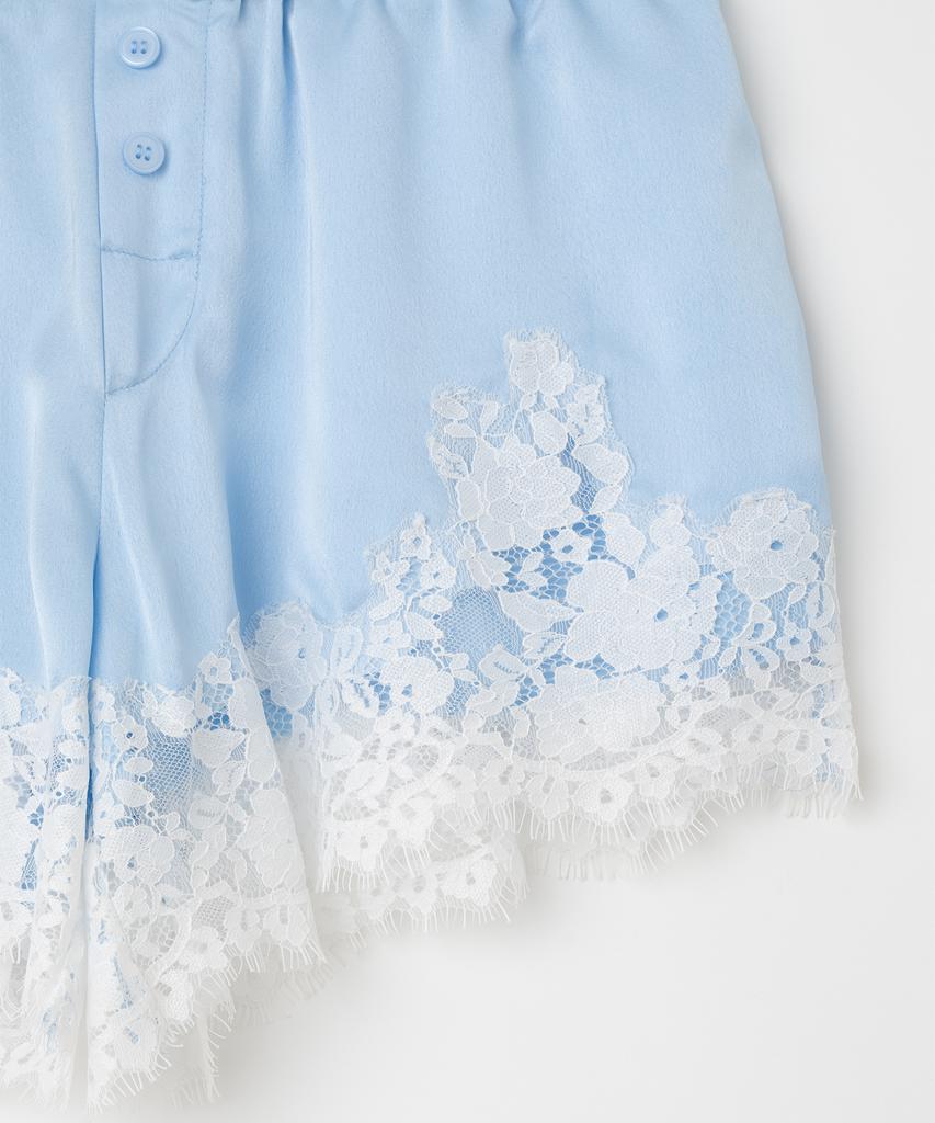MILLO WOMEN Satin Lace Trim Shorts [Sky Blue]