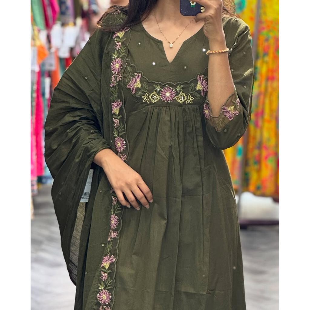 Индийский женский А-силуэт Курта Брюки Дупатта Комплект Болливуд Топ Туника Курти Сальвар Костюм SC-2204a