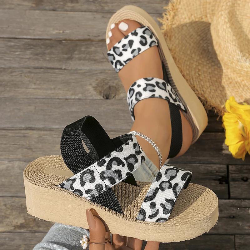 Мода Мода Леопардовый Принт Клиновидные Сандалии Женские 2025 Лето Комфорт Толстая Подошва Пляжная Обувь Женская Легкая Платформа Сандалии Женские