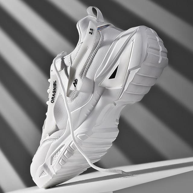 Мужская обувь Кроссовки Мужская теннисная роскошная обувь Мужская повседневная обувь Кроссовки Race Off Белые туфли Модные лоферы Кроссовки для мужчин