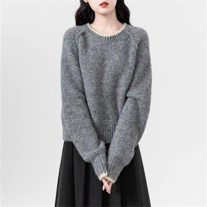 Autumn/Winter Women's Gray Color Block Round Neck Knit Sweater - Petite Base Layer