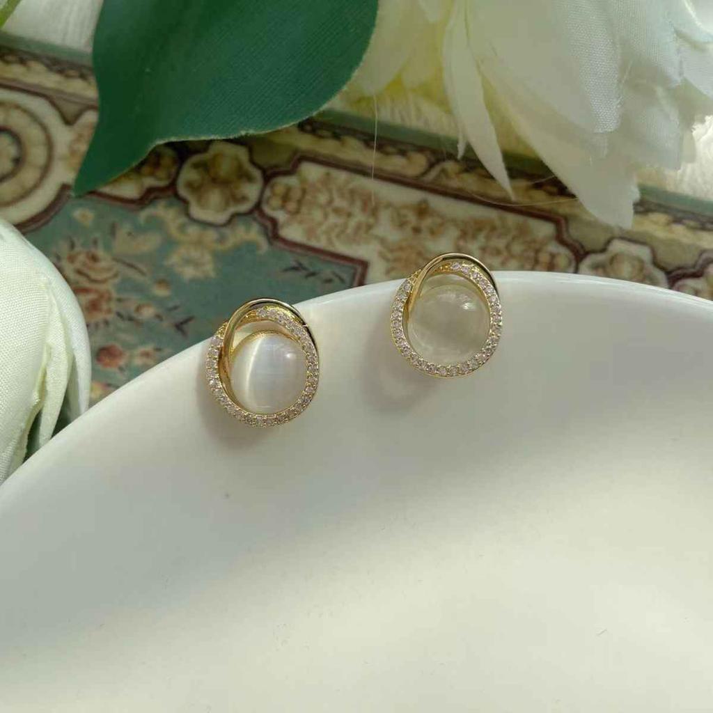 French Gentle Versatile Earrings Daily Sense Tassel Diamond Opal Simple Premium Sense Stud Earrings Women