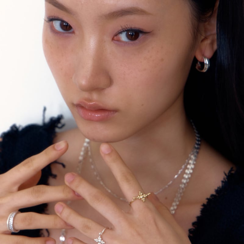 fillow multi ornament ring