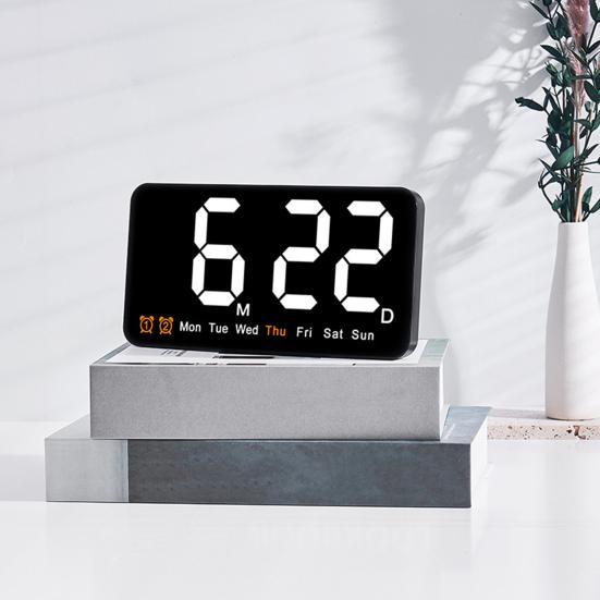1 Set Digital Alarm Clock with Temperature Display Battery Operated Adjustable Brightness Desk Clock for Home