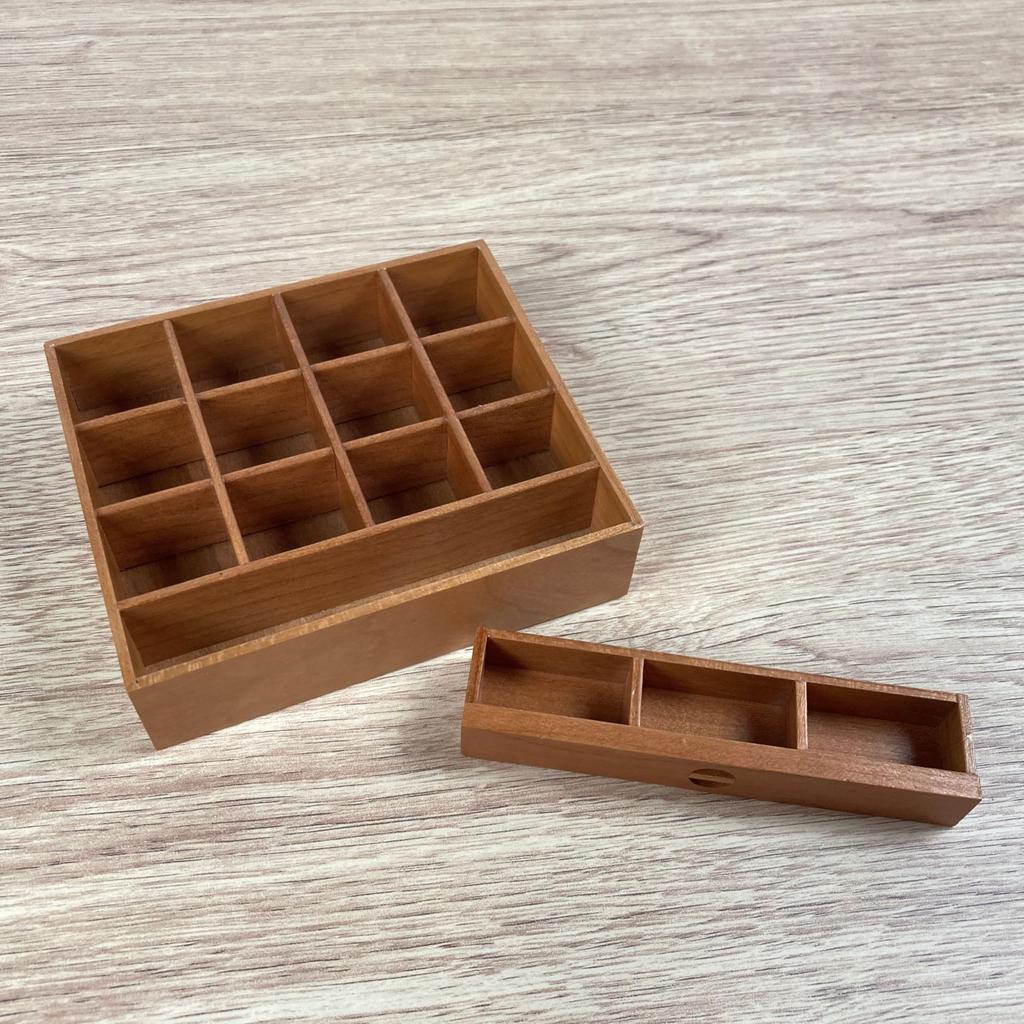 1/6 Scale Miniature Cup Storage Shelf, Red Cherry Wood, Doll Furniture, Shelf, for Dollhouses, Photography Accessories