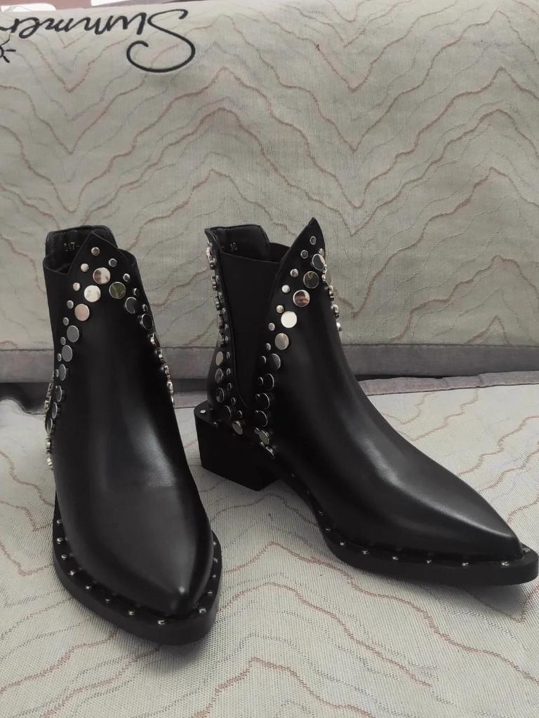 Коровья кожа~ нишевые остроносые челси детские толстый каблук заклепки тонкие весенне-осенние одинарные ботинки европейские и американские короткие ботинки и ботильоны