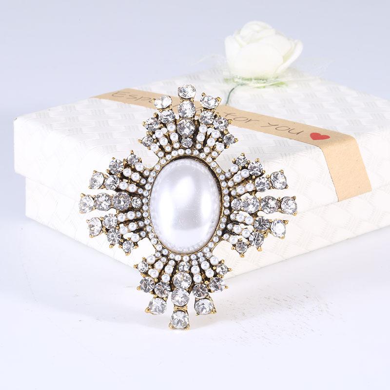 Vintage Baroque Pearl Brooch Exaggerated Cross Brooch Brooch Fashion Multifunctional Clothing Accessories