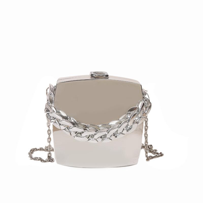 Глянцевая маленькая сумка 2025 модная сумка с толстой цепочкой ins girl на плечо металлическая вечерняя сумка