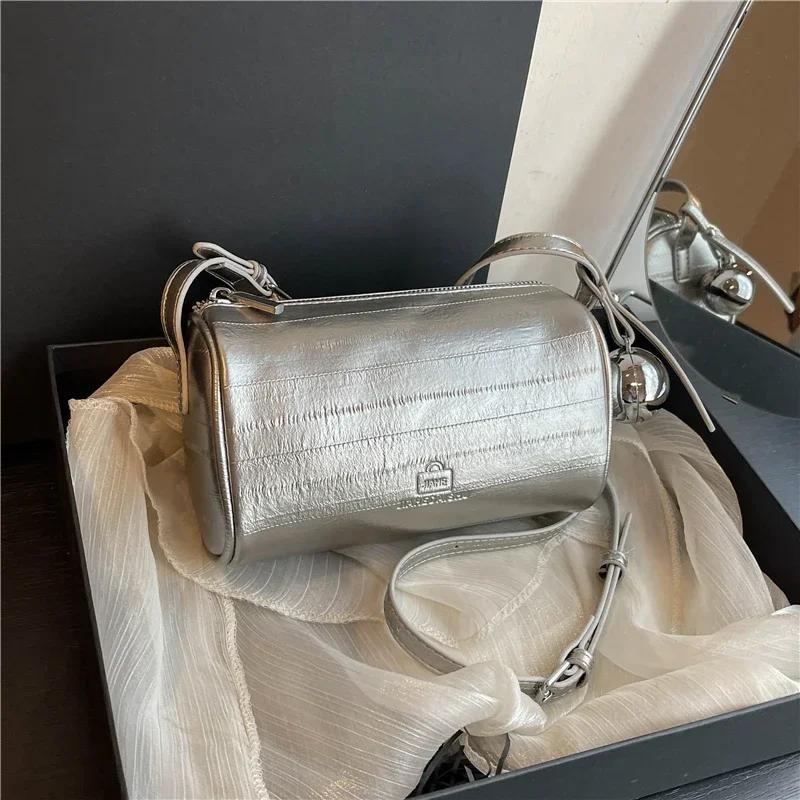 Универсальная серебряная сумка через плечо для женщин, маленькая нишевая дизайнерская модная сумка через плечо