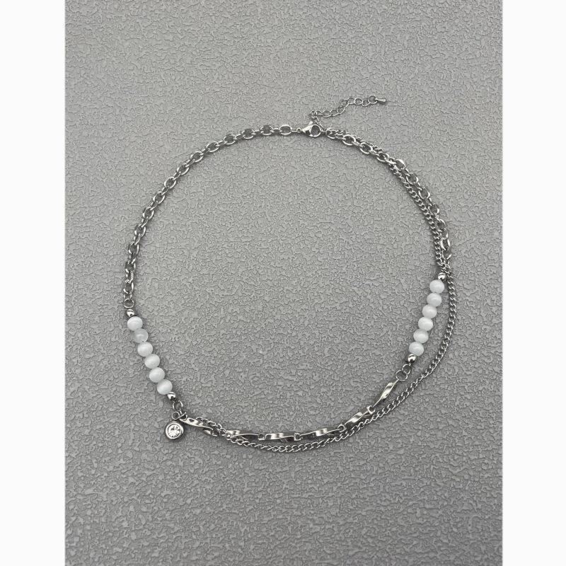 Gage Niche Women's Titanium Steel Necklace with Cat's Eye Stone and Clavicle Chain Trend.