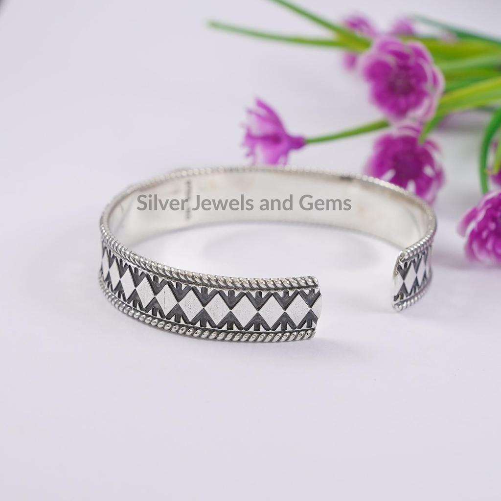 Arizona Turquoise Cuff Bracelet, 925 Sterling Silver, Southwestern Boho Bangle