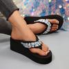 Модные роскошные шлепанцы на танкетке со стразами для женщин 2025 лето легкие платформенные шлепанцы женские больших размеров 36-43 с перемычкой для пальца пляжные сандалии