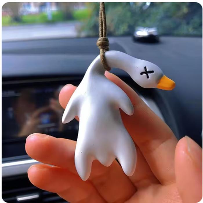 1pcs New Car‘s Mounted Color Changing Roast Duck Pendant Resin Harmless Originality Rearview Mirror Decoration Cute Swing Lanyard